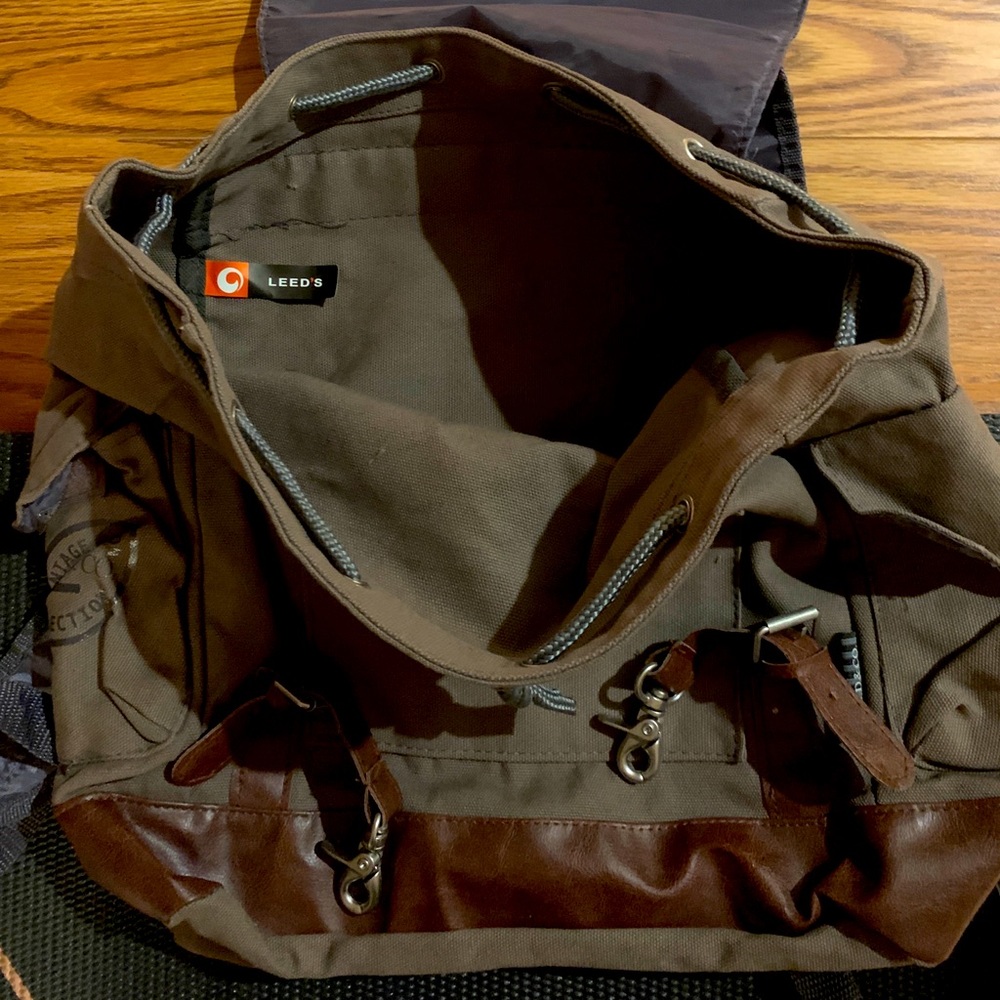 Field and Co Backpack